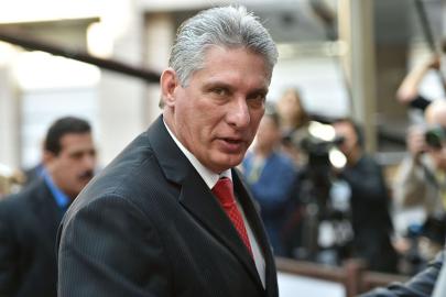 ABD, Küba Devlet Başkanı Diaz-Canel ve 4 kişiye yaptırım uyguladı