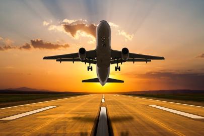 ABD'den İspanya'ya giden yolcu uçağı olası güvenlik tehdidi nedeniyle geri döndü