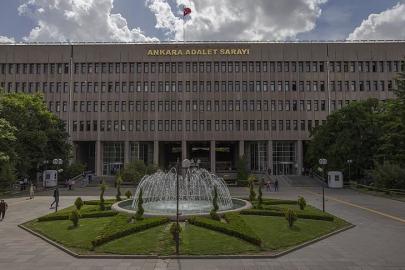 Adliyedeki rüşvet pazarlığını savcı duydu. "İnfazını 100 bin liraya erteletirim" diyen sahte yazı işleri müdürü yakalandı