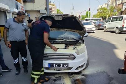 Batman'da seyir halindeki hafif ticari araçta yangın paniği