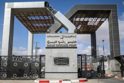 Gazze'de 26 hasta, İsrail kısıtlamaları altındaki Refah Sınır Kapısı'ndan tahliye edildi