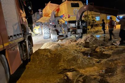 Mardin’de biçerdöverden çıkan kıvılcımların yol açtığı yangında 4 ton saman zarar gördü