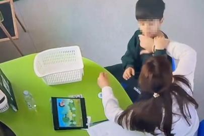 Otizmli çocuğa şiddet. Darp izlerini ailesi fark etti, öğretmen tutuklandı