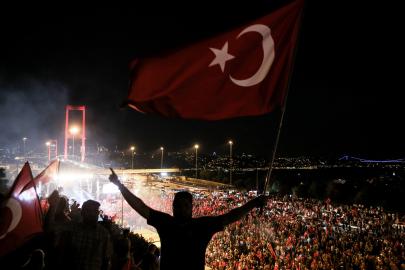 İrade ve zaferin 10. yılı. Türkiye bir kez daha 15 Temmuz'da tek yürek