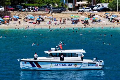 Manavgat ve Kaş’ta botlu denetim