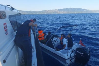 Muğla'da 8 düzensiz göçmen ile 1 göçmen kaçakçılığı şüphelisi yakalandı