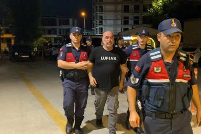 Yönetmen Ezel Akay gözaltına alındı