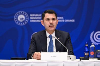 Bakan Kurum: Dereli'de sokaklarımız, evlerimiz, iş yerlerimiz yıldız gibi parlıyor