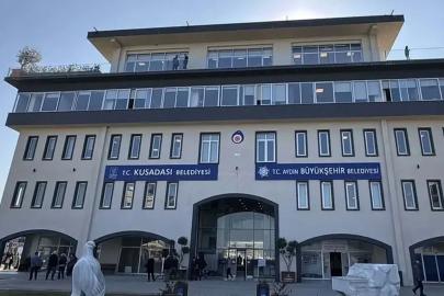 Kuşadası Belediyesine rüşvet ve irtikap operasyonu: 15 şüpheli gözaltına alındı 