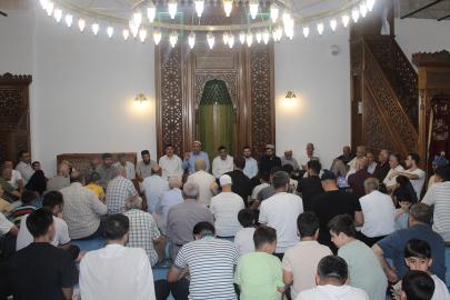 Mevlid Kandili Cizre'de dualarla idrak edildi