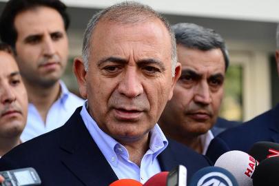 CHP İstanbul İl Kongresi'yle ilgili tedbir kararı kaldırıldı. Gürsel Tekin'in görevi sona erdi